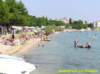 der Strand vom Zeltplatz